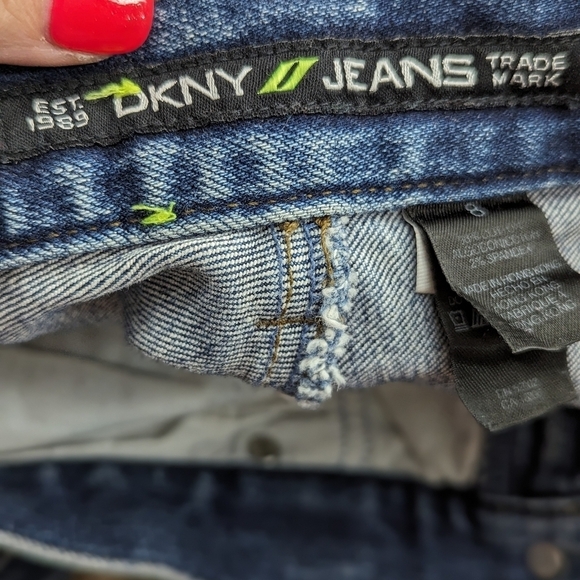 Y2K DKNY Jeans High Waist Straight Leg Denim Blue Vintage Size 8 - Picture 8 of 9